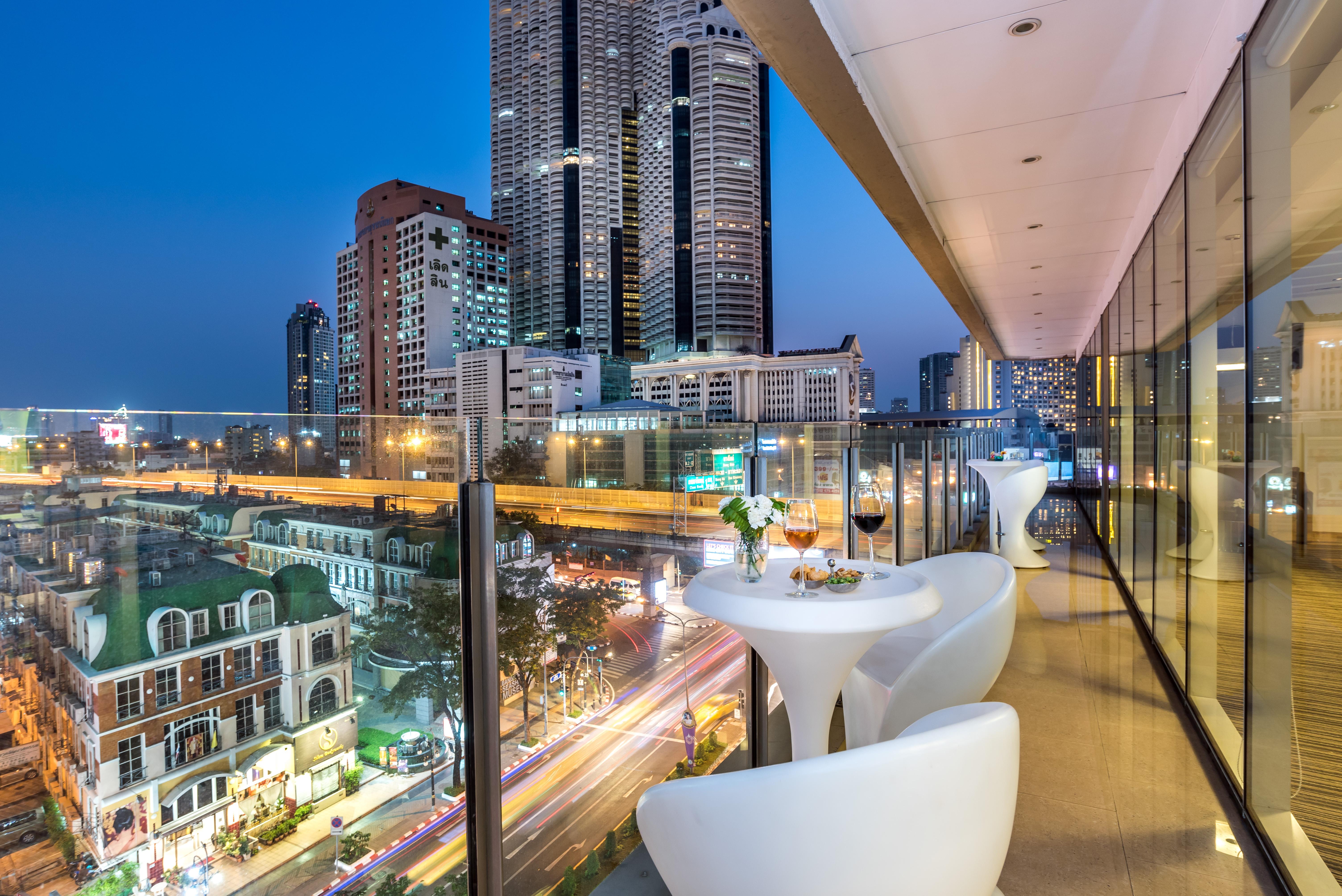 Hilton Garden Inn Bangkok Silom מראה חיצוני תמונה